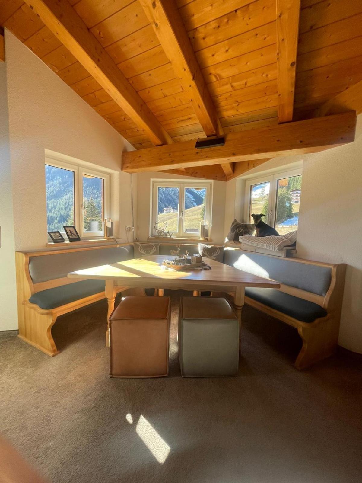 Aparthotels Berwang / Haus Wiesengrund Eksteriør billede